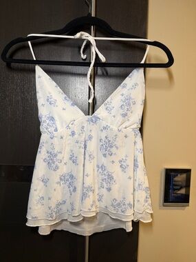 Garage White and Light Blue Floral Tie-Back Camisole- NEW WITH TAGS, NEVER WORN